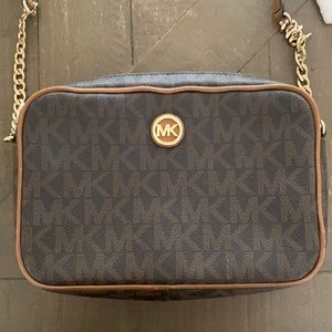 MK purse